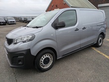 2.0 BlueHDi 1400 Professional Premium Standard Panel Van 6dr Diesel Manual MWB Euro 6 (s/s) (145 ps)