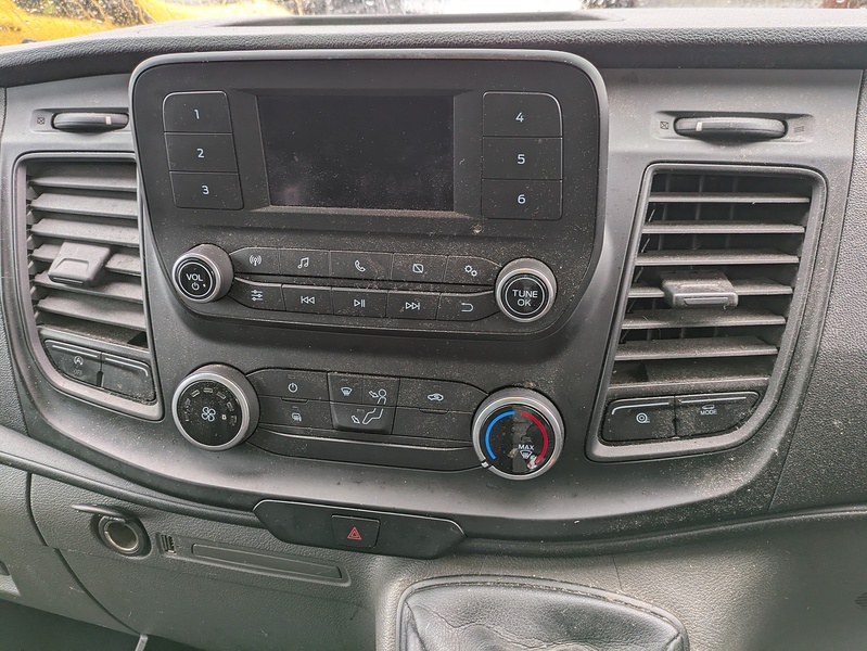 Ford 2.0 350 EcoBlue Leader Chassis Cab 2dr Diesel Manual FWD L4 Euro 6 (s/s) (130 ps)