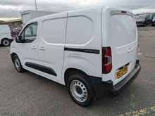 1.5 Turbo D 2300 Dynamic Panel Van 5dr Diesel Auto L1 H1 Euro 6 (s/s) (130 ps)
