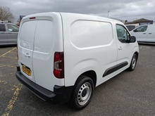 1.5 Turbo D 2300 Dynamic Panel Van 5dr Diesel Auto L1 H1 Euro 6 (s/s) (130 ps)