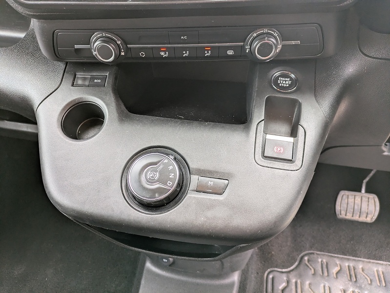 Vauxhall 1.5 Turbo D 2300 Dynamic Panel Van 5dr Diesel Auto L1 H1 Euro 6 (s/s) (130 ps)