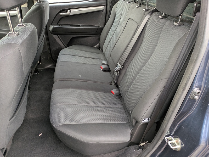 Isuzu 2.5 TD Yukon Pickup 4dr Diesel Manual 4x4 (194 g/km, 161 bhp)