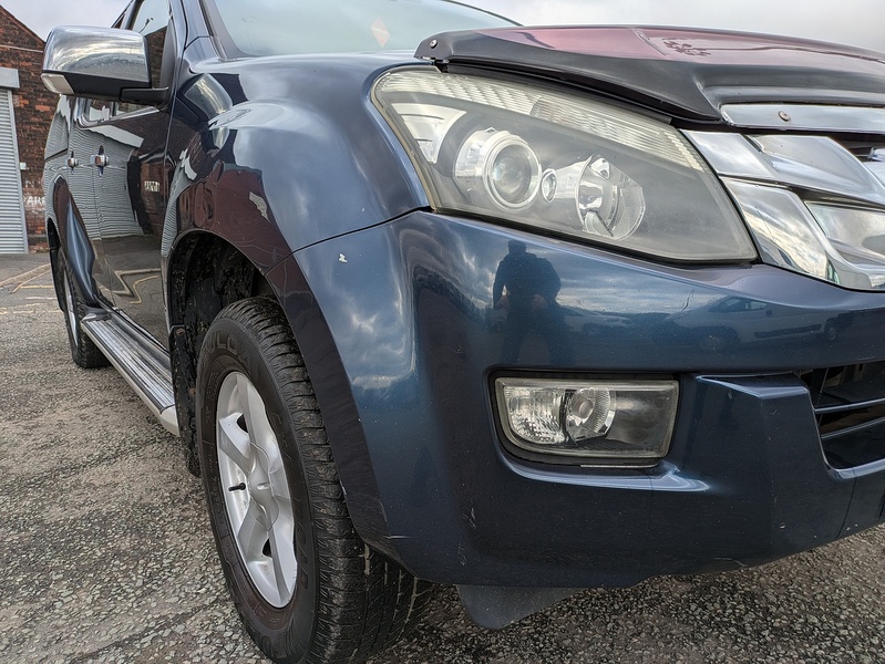 Isuzu 2.5 TD Yukon Pickup 4dr Diesel Manual 4x4 (194 g/km, 161 bhp)