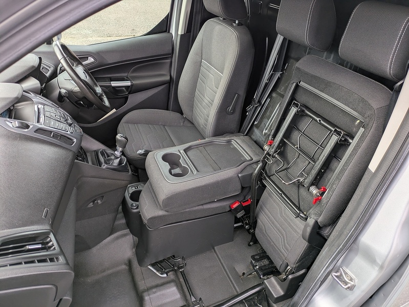 Ford 1.5 TDCi 240 Limited Panel Van 5dr Diesel Manual L2 H1 (119 g/km, 118 bhp)