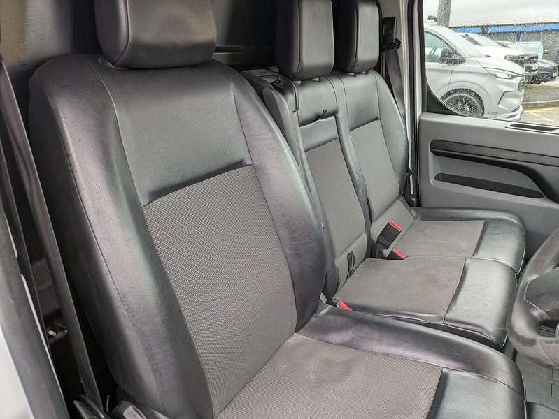 Peugeot EXPERT 1000 BLUE HDI PRO 115PS 1.6 PANEL VAN MANUAL DIESEL