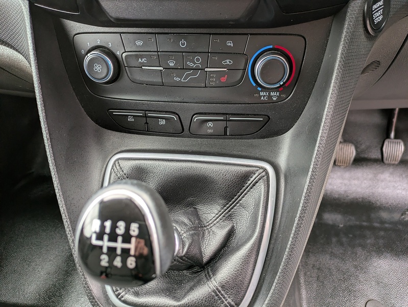 Ford 1.5 200 EcoBlue Limited Panel Van 5dr Diesel Manual L1 Euro 6 (s/s) (120 ps)