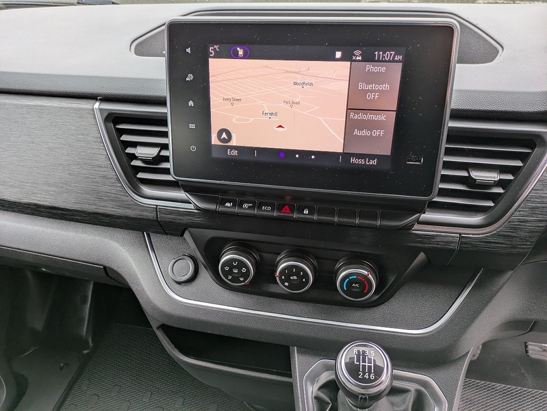 Renault 2.0 dCi Blue LL30 Sport Crew Van Double Cab 6dr Diesel Manual L2 H1 Euro 6 (s/s) (150 ps)