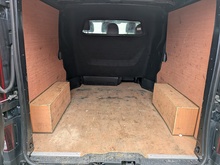 2.0 dCi Blue LL30 Sport Crew Van Double Cab 6dr Diesel Manual L2 H1 Euro 6 (s/s) (150 ps)