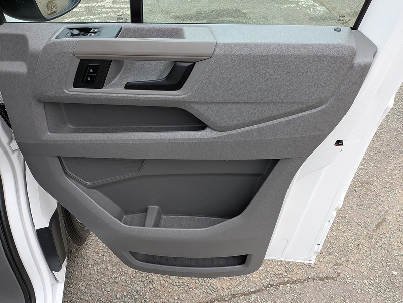 Volkswagen 2.0 TDI CR35 Trendline Panel Van 5dr Diesel Manual FWD LWB High Roof Euro 6 (s/s) (140 ps)