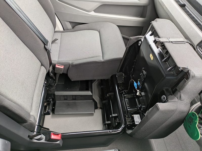 Volkswagen 2.0 TDI CR35 Trendline Panel Van 5dr Diesel Manual FWD LWB High Roof Euro 6 (s/s) (140 ps)