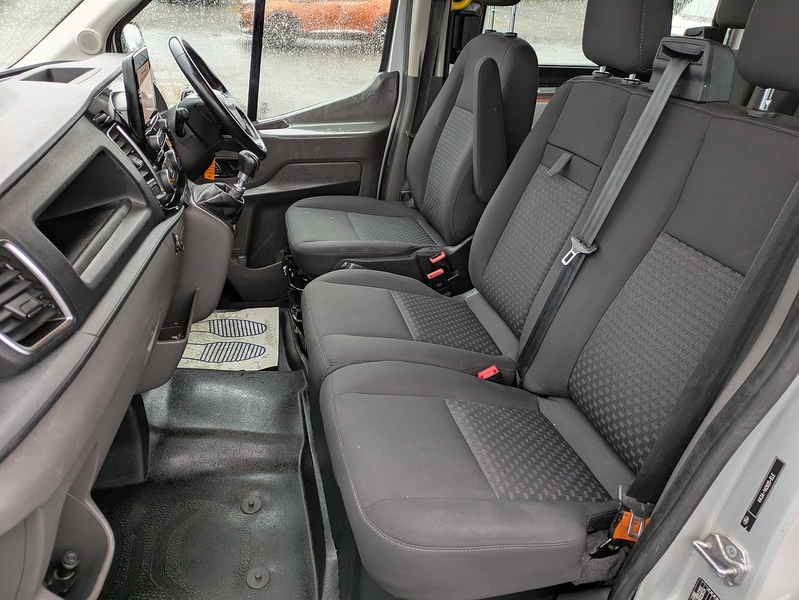 Ford 2.0 350 EcoBlue Limited Crew Van Double Cab 6dr Diesel Manual RWD L3 H2 Euro 6 (s/s) (185 ps)