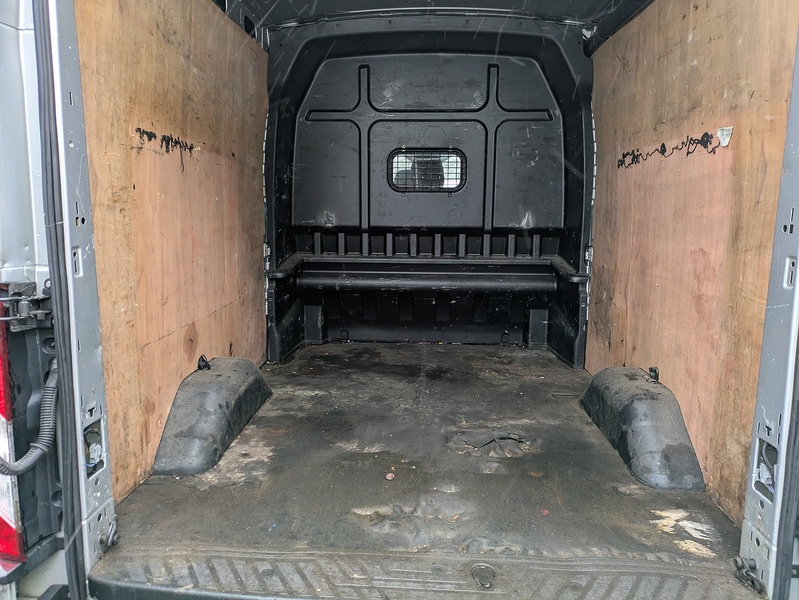 Ford 2.0 350 EcoBlue Limited Crew Van Double Cab 6dr Diesel Manual RWD L3 H2 Euro 6 (s/s) (185 ps)