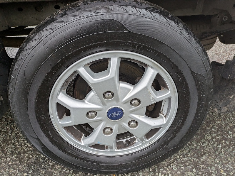 Ford 2.0 350 EcoBlue Limited Crew Van Double Cab 6dr Diesel Manual RWD L3 H2 Euro 6 (s/s) (185 ps)