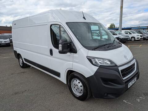 2.2 BlueHDi 435 Professional Panel Van 5dr Diesel Manual L3 H2 Euro 6 (s/s) (140 ps)