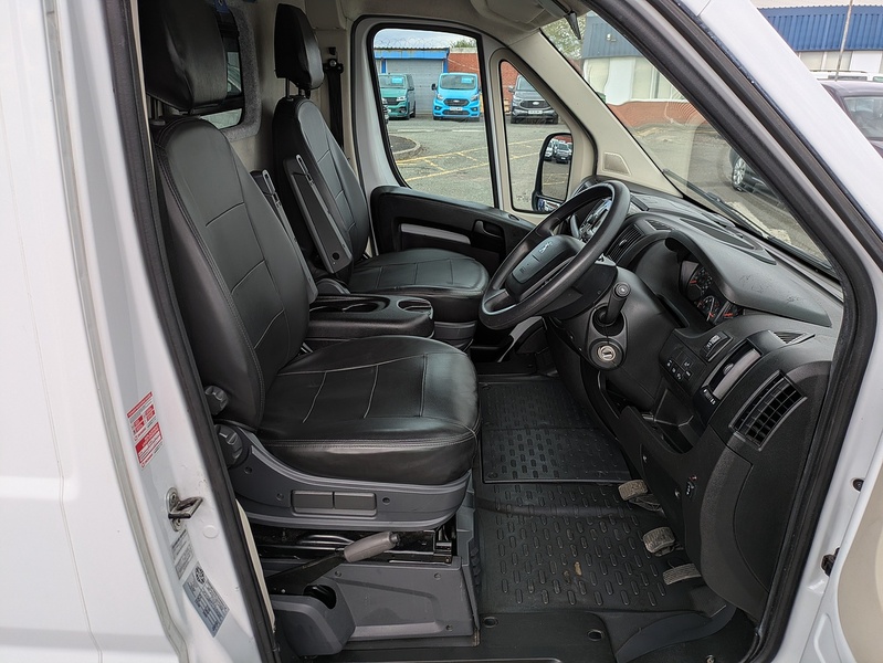 Peugeot 2.2 BlueHDi 435 Professional Panel Van 5dr Diesel Manual L3 H2 Euro 6 (s/s) (140 ps)