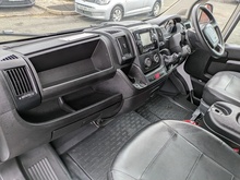 2.2 BlueHDi 435 Professional Panel Van 5dr Diesel Manual L3 H2 Euro 6 (s/s) (140 ps)