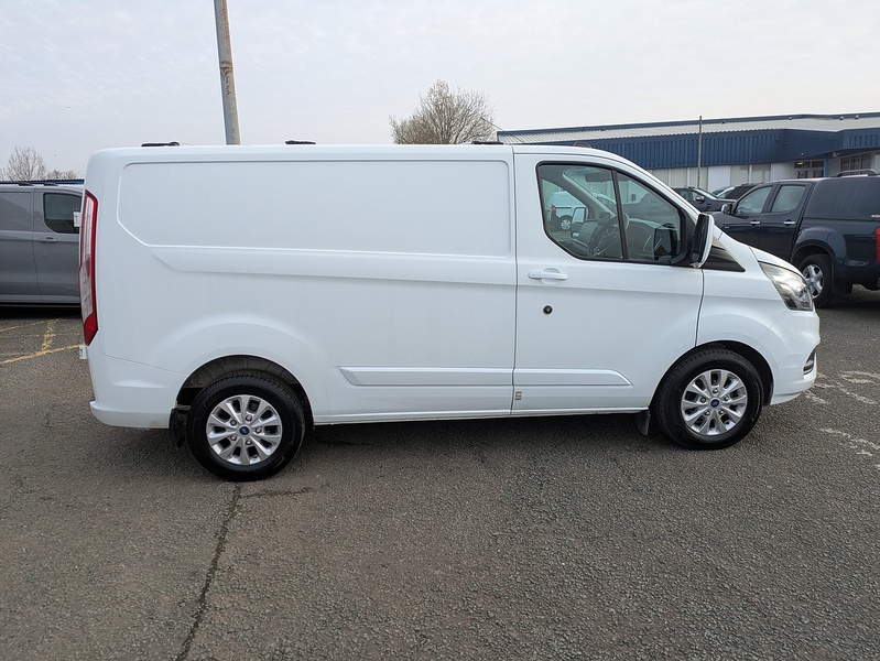 Ford 2.0 280 EcoBlue Limited Panel Van 5dr Diesel Auto L1 H1 Euro 6 (130 ps)