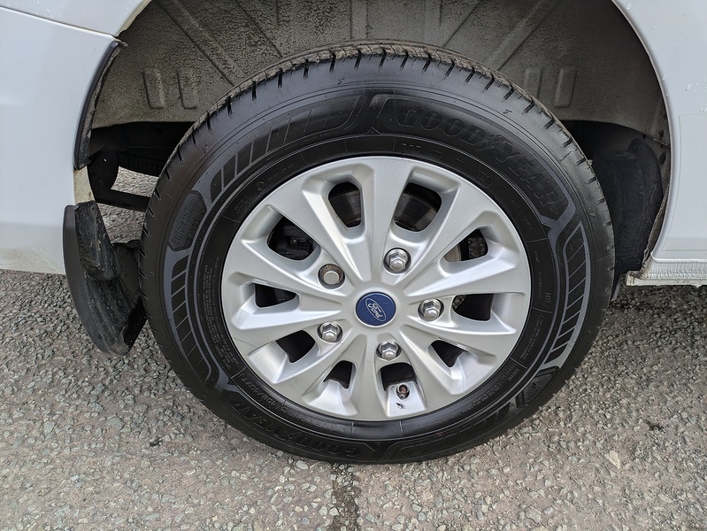 Ford 2.0 280 EcoBlue Limited Panel Van 5dr Diesel Auto L1 H1 Euro 6 (130 ps)