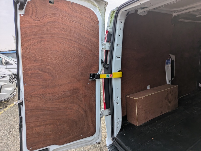 Ford 2.0 280 EcoBlue Limited Panel Van 5dr Diesel Auto L1 H1 Euro 6 (130 ps)