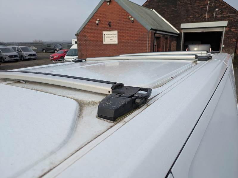 Ford 2.0 280 EcoBlue Limited Panel Van 5dr Diesel Auto L1 H1 Euro 6 (130 ps)