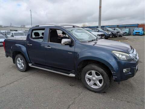 2.5 TD Yukon Pickup 4dr Diesel Manual 4x4 (194 g/km, 161 bhp)