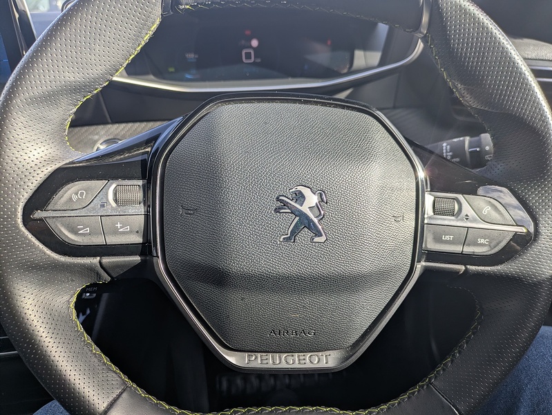 Peugeot 1.2 PureTech GT SUV 5dr Petrol Manual Euro 6 (s/s) (130 ps)