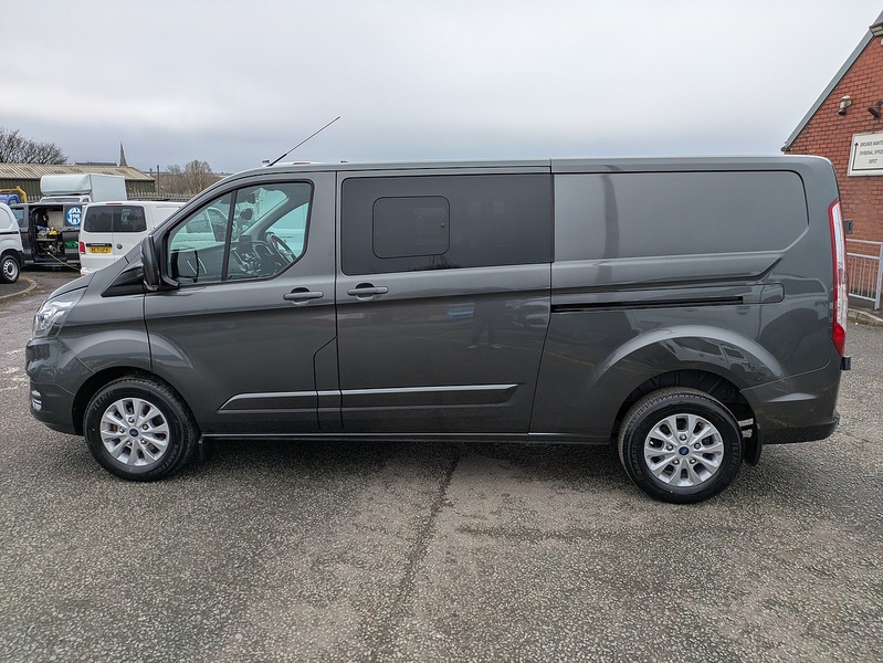 Ford 2.0 320 EcoBlue Limited Crew Van Double Cab 5dr Diesel Manual L2 H1 Euro 6 (s/s) (130 ps)