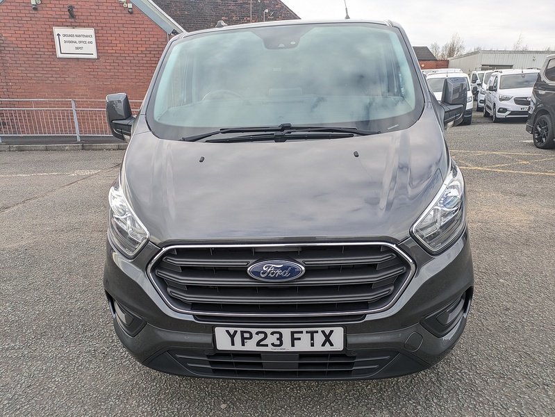 Ford 2.0 320 EcoBlue Limited Crew Van Double Cab 5dr Diesel Manual L2 H1 Euro 6 (s/s) (130 ps)