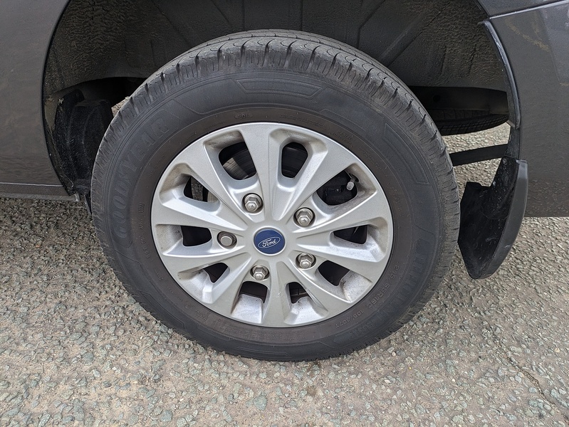 Ford 2.0 320 EcoBlue Limited Crew Van Double Cab 5dr Diesel Manual L2 H1 Euro 6 (s/s) (130 ps)