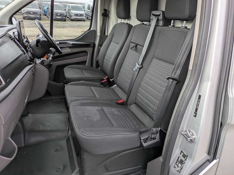 Ford Transit Custom 300 EcoBlue Limited 2.0 5dr Panel Van Manual Diesel