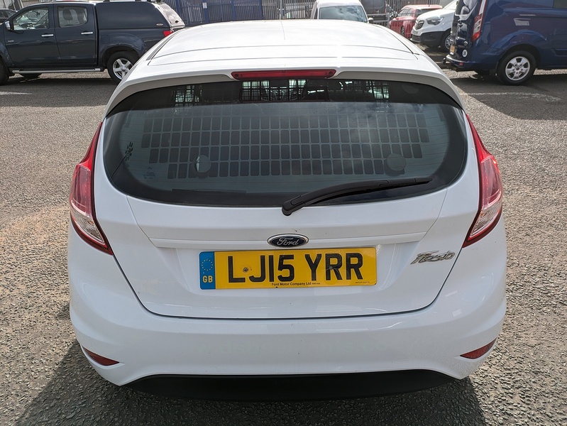 Ford 1.6 TDCi ECOnetic II Panel Van 3dr Diesel Manual (87 g/km, 94 bhp)