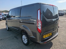 2.0 320 EcoBlue Limited Crew Van Double Cab 5dr Diesel Auto L1 H1 Euro 6 (s/s) (6 Seat) (130 ps)