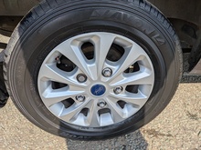 2.0 320 EcoBlue Limited Crew Van Double Cab 5dr Diesel Auto L1 H1 Euro 6 (s/s) (6 Seat) (130 ps)