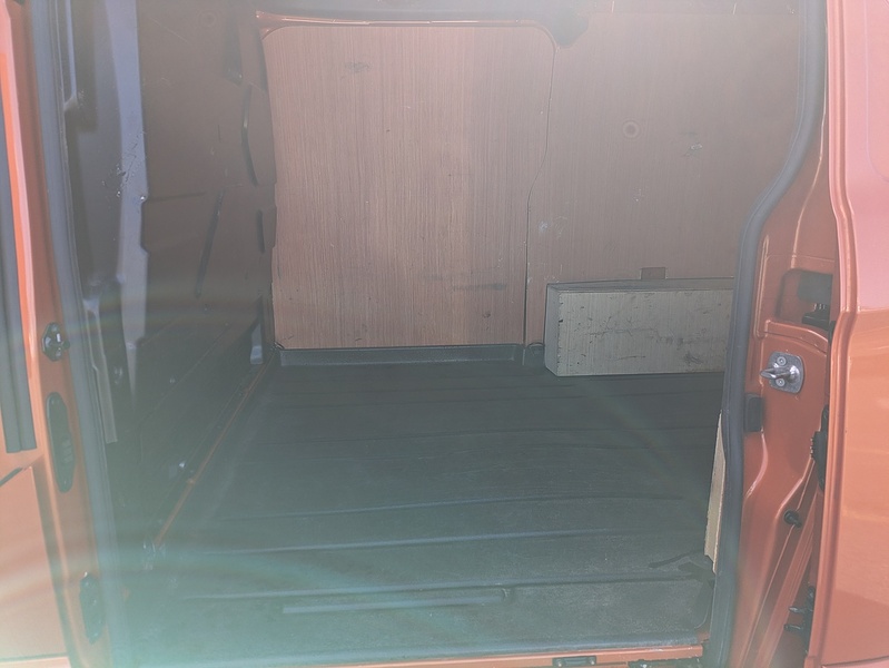 Ford 2.0 320 EcoBlue Limited Panel Van 5dr Diesel Manual L1 H1 Euro 6 (s/s) (185 ps)