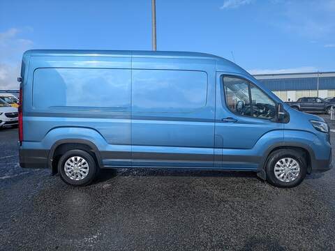 2.0 D20 LUX Panel Van 5dr Diesel Manual FWD L3 H2 Euro 6 (s/s) (163 ps)