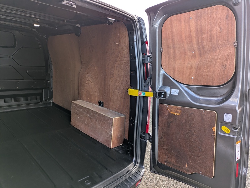 Ford 2.0 280 EcoBlue Limited Panel Van 5dr Diesel Manual L1 H1 Euro 6 (s/s) (170 ps)