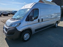 2.2 BlueHDi 335 Professional Panel Van 5dr Diesel Manual L3 H2 Euro 6 (s/s) (140 ps)
