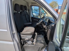 2.2 BlueHDi 335 Professional Panel Van 5dr Diesel Manual L3 H2 Euro 6 (s/s) (140 ps)