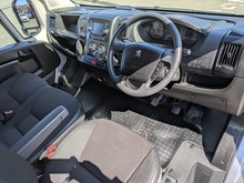 2.2 BlueHDi 335 Professional Panel Van 5dr Diesel Manual L3 H2 Euro 6 (s/s) (140 ps)