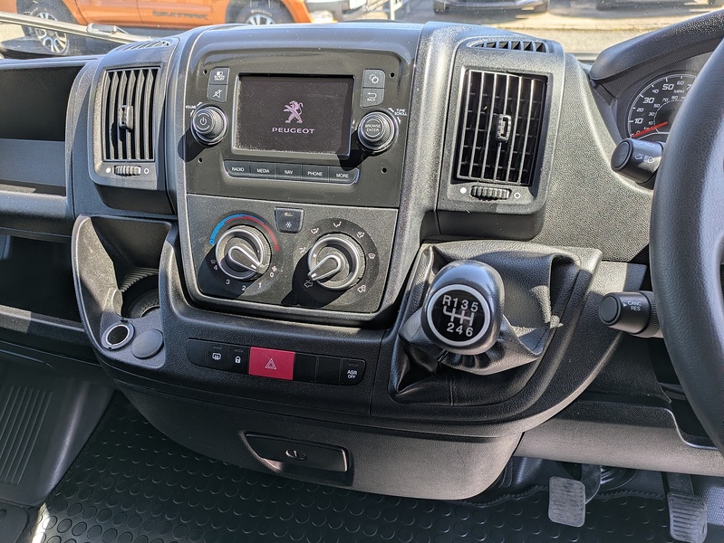 Peugeot 2.2 BlueHDi 335 Professional Panel Van 5dr Diesel Manual L3 H2 Euro 6 (s/s) (140 ps)