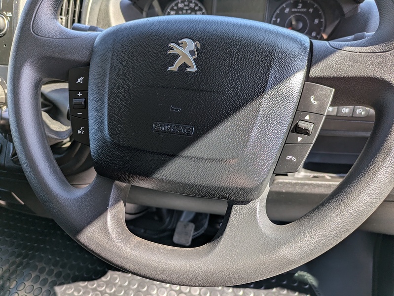 Peugeot 2.2 BlueHDi 335 Professional Panel Van 5dr Diesel Manual L3 H2 Euro 6 (s/s) (140 ps)