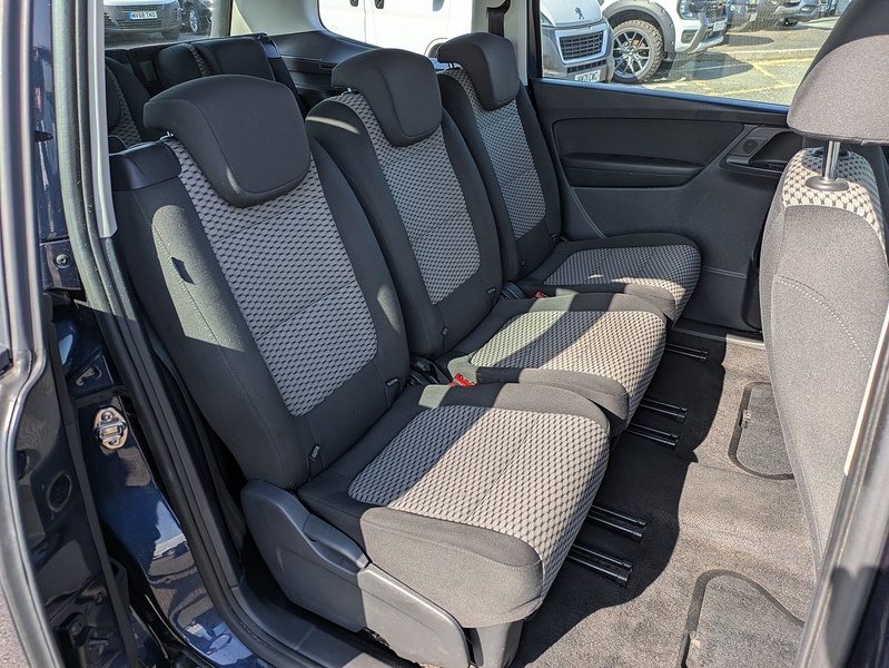 Volkswagen 2.0 TDI BlueMotion Tech S MPV 5dr Diesel DSG Euro 5 (s/s) (140 ps)