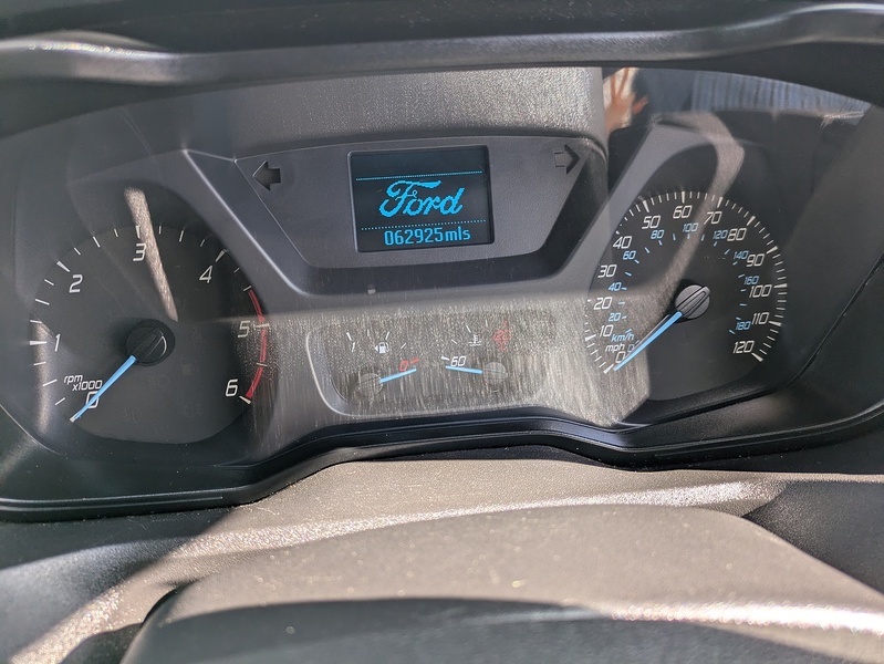 Ford 2.2 TDCi 350 Chassis Cab 2dr Diesel Manual RWD L4 H1 Euro 5 (DRW) (125 ps)