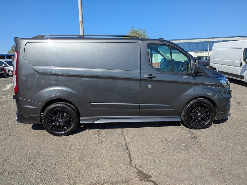 Ford 2.0 300 EcoBlue Limited Panel Van 5dr Diesel Auto L1 H1 Euro 6 (s/s) (130 ps)