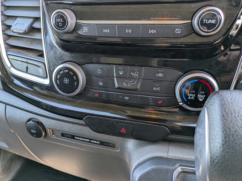 Ford 2.0 300 EcoBlue Limited Panel Van 5dr Diesel Auto L1 H1 Euro 6 (s/s) (130 ps)