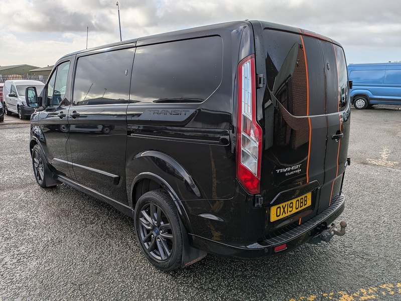 Ford 2.0 290 EcoBlue Sport Panel Van 5dr Diesel Auto L1 H1 Euro 6 (s/s) (185 ps)