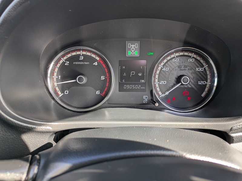 Mitsubishi 2.4 DI-D DC Barbarian Pickup Double Cab 4dr Diesel Auto 4WD Euro 6 (178 ps)