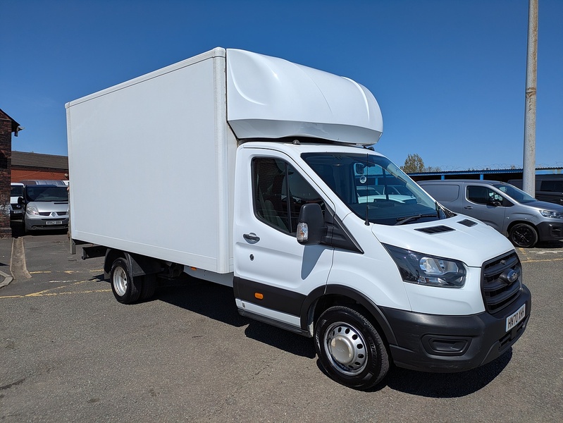 Ford 2.0 350 EcoBlue HD Leader Chassis Cab 2dr Diesel Manual RWD L4 Euro 6 (s/s) (DRW) (130 ps)