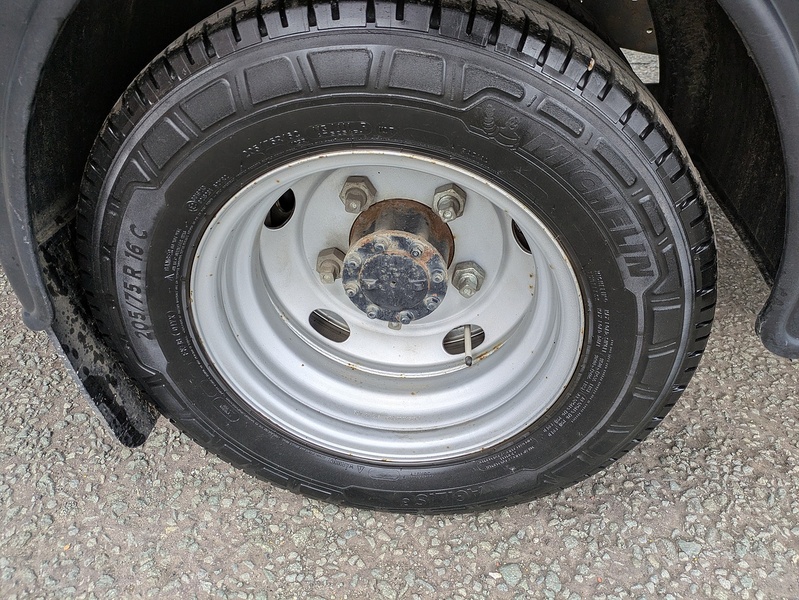 Isuzu 1.9D N35 Green Chassis Cab 2dr Diesel Manual RWD SWB Euro 6 (TRW) (125 ps)