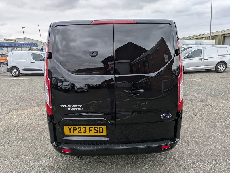 Ford 2.0 300 EcoBlue Limited Panel Van 5dr Diesel Manual L1 H1 Euro 6 (s/s) (130 ps)